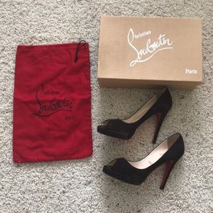 🚫SOLD🚫 AUTH. Christian Louboutin Heels